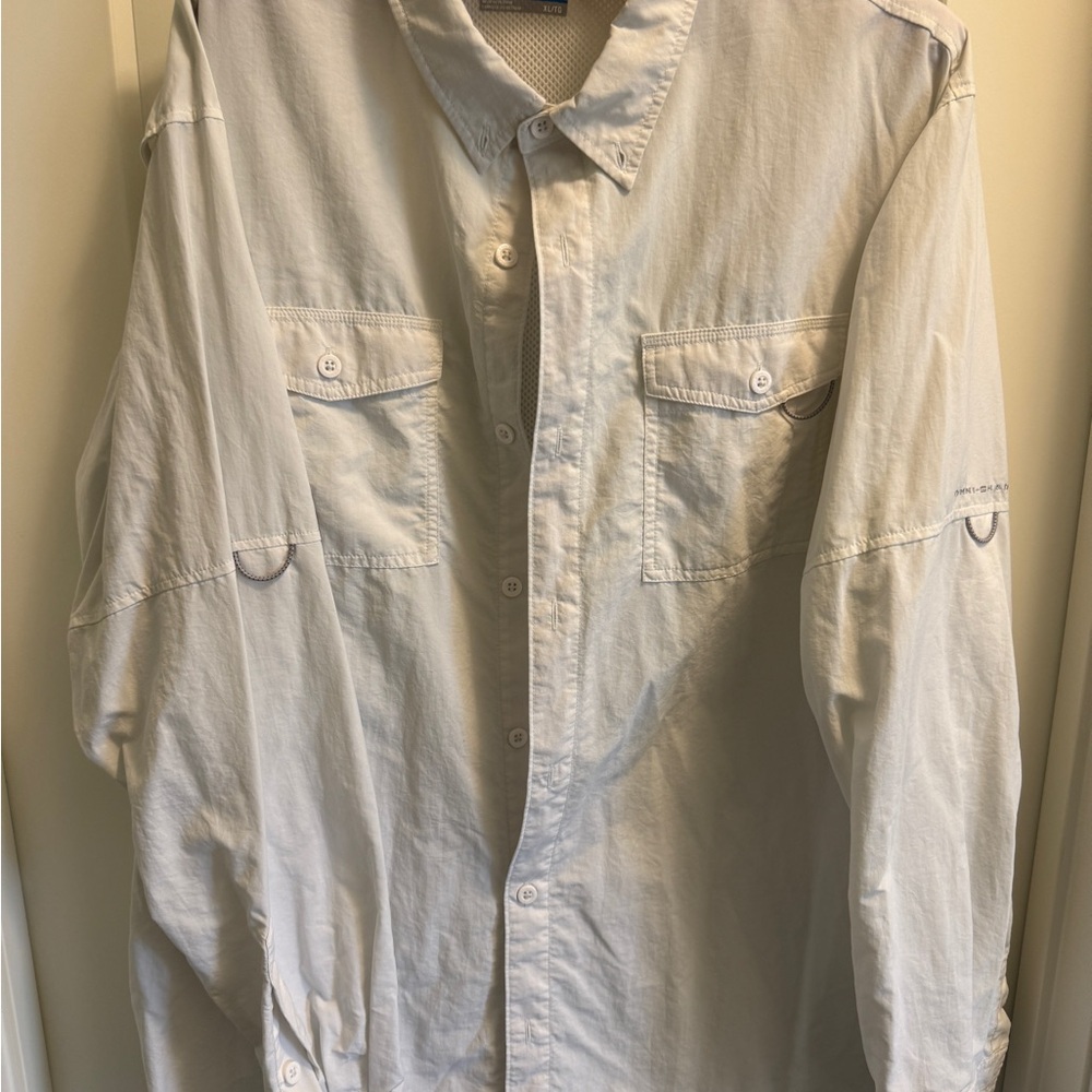 Columbia Men's Casual Button Down Shirt - Light Gray